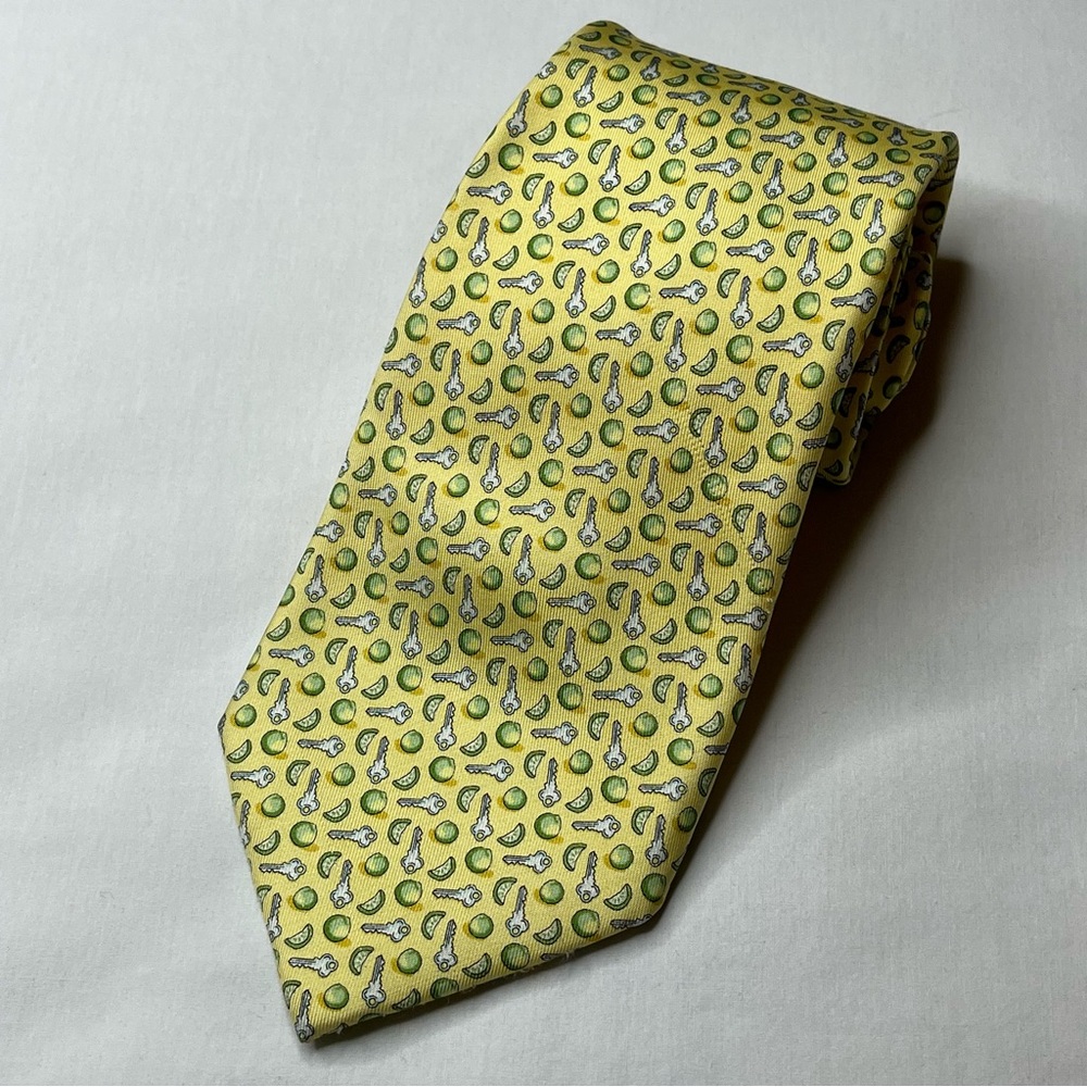 Vineyard Vines Key Lime Men's Silk Tie. Handpicked by Shep & Ian. Handmade  USA
